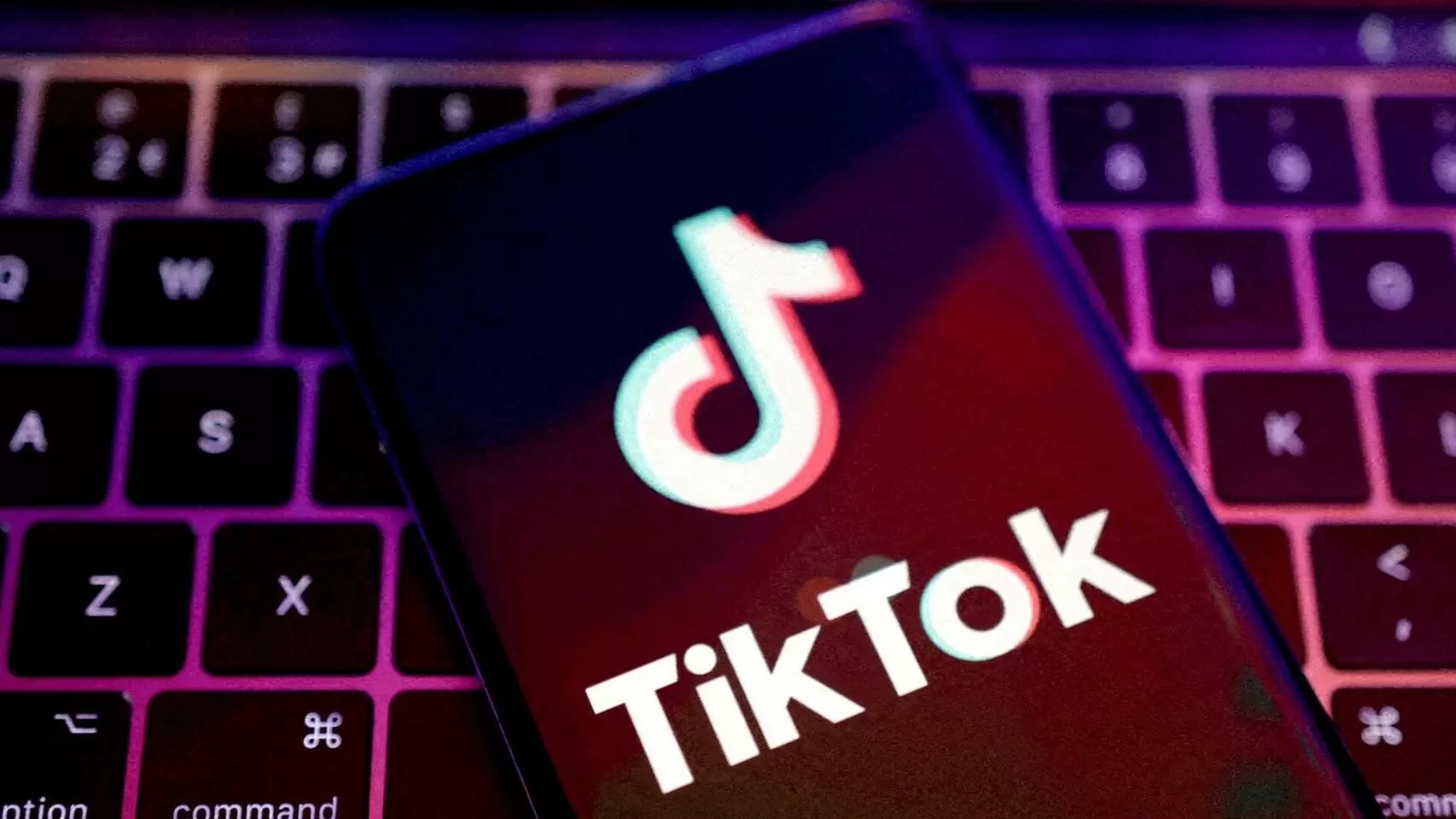 Europe threatens TikTok with a historic fine: its advertising violates the new digital law
